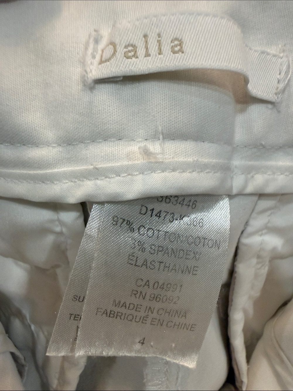 Dalia White Women's Straight-Leg Cropped Pants - Picture 2 of 11